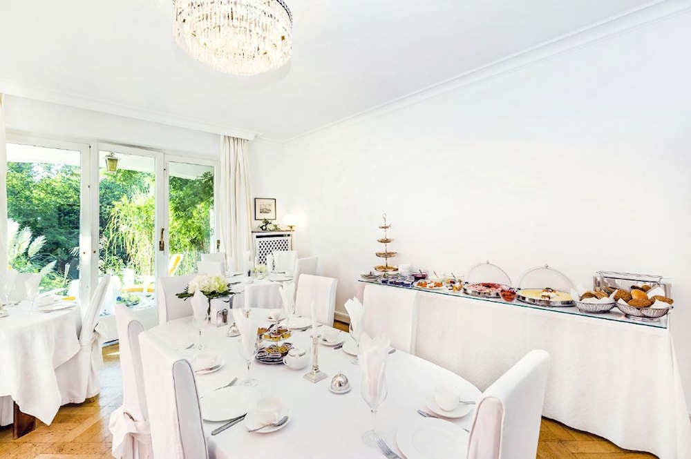 Hotel Villa Falkenberg 33/49