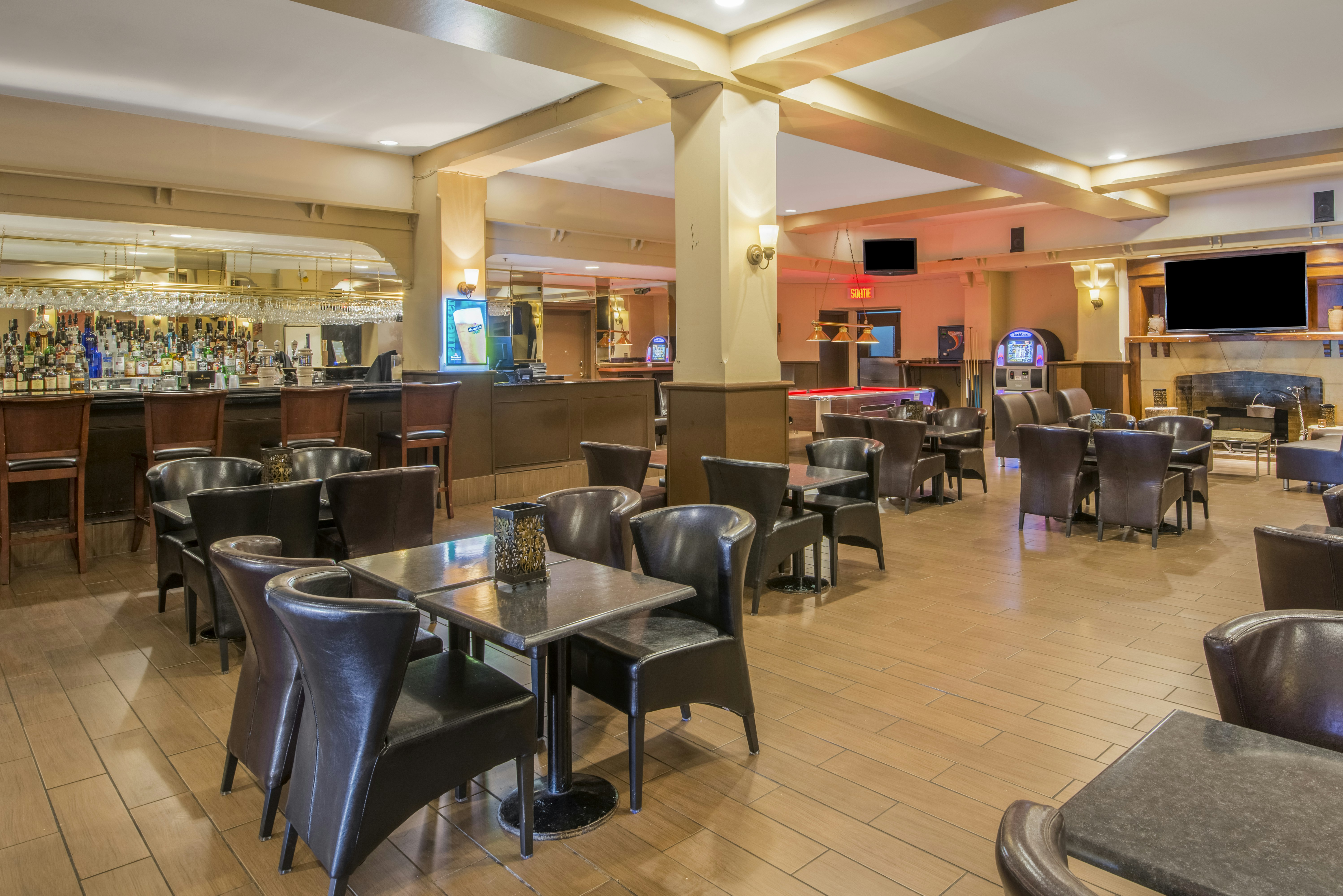 Armon Plaza Montreal Airport 43/62