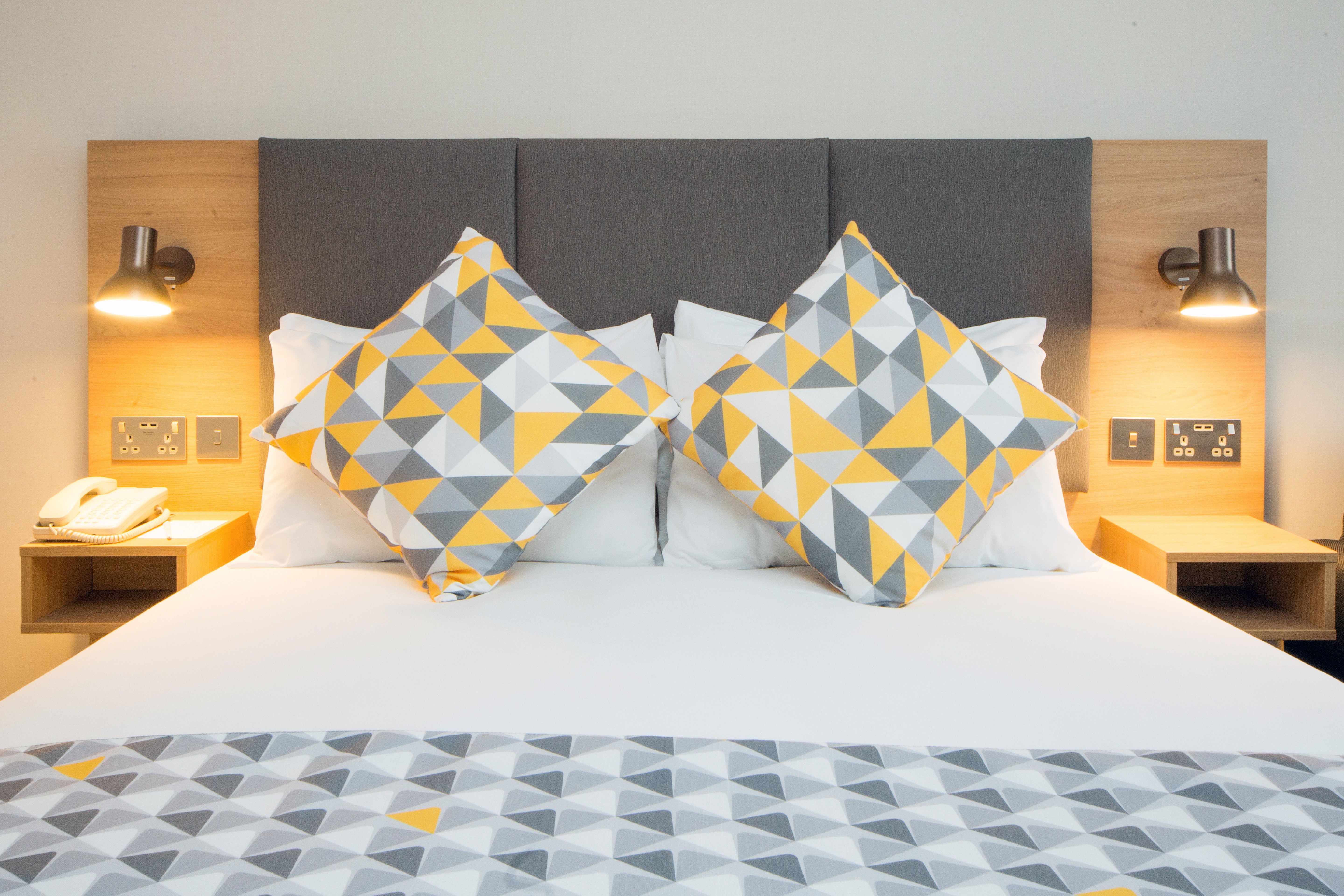Holiday Inn Gatwick Airport 41/75