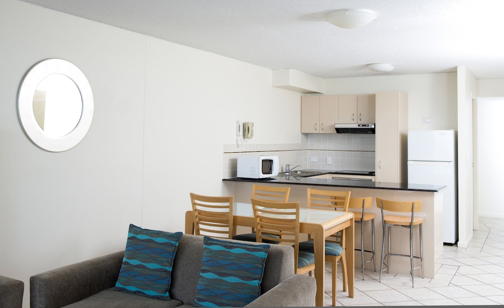 Breakfree Grand Pacific Caloundra 48/66
