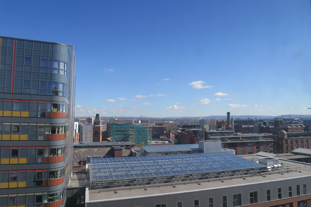Quay Apartments Manchester 51/68
