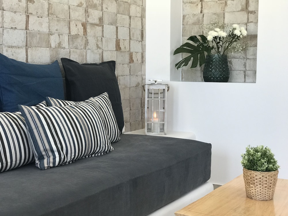 Elia Residences Santorini 42/50