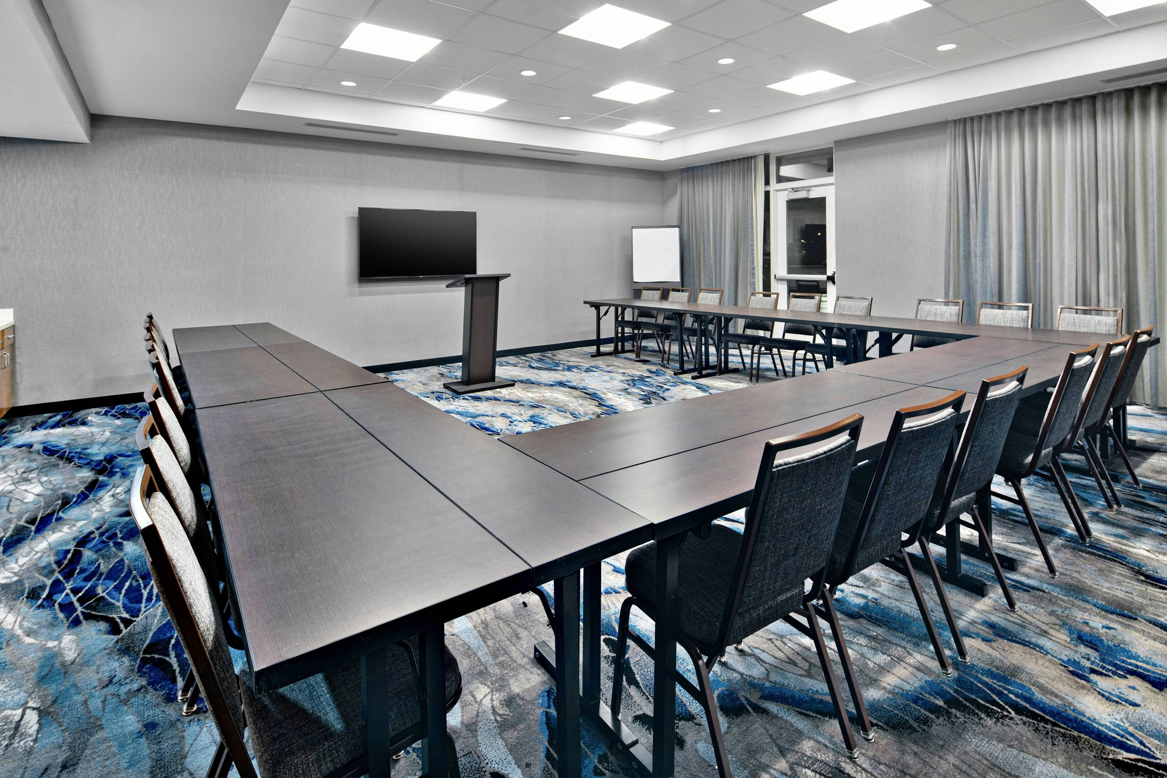 Fairfield Inn & Suites by Marriott Columbus New Albany 38/47