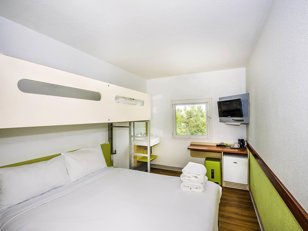 Ibis Budget St Peters 23/54
