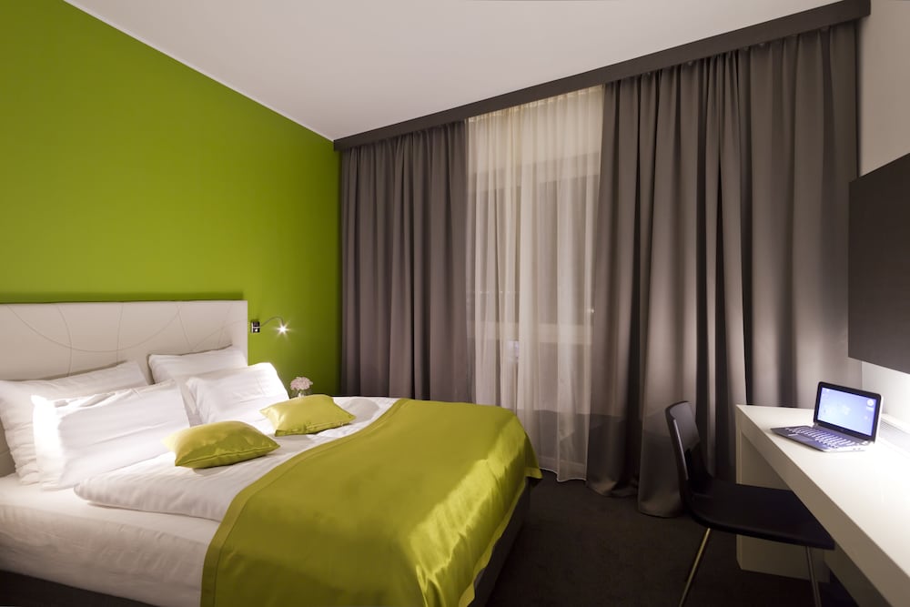 HOTEL CITY MARIBOR 12/63