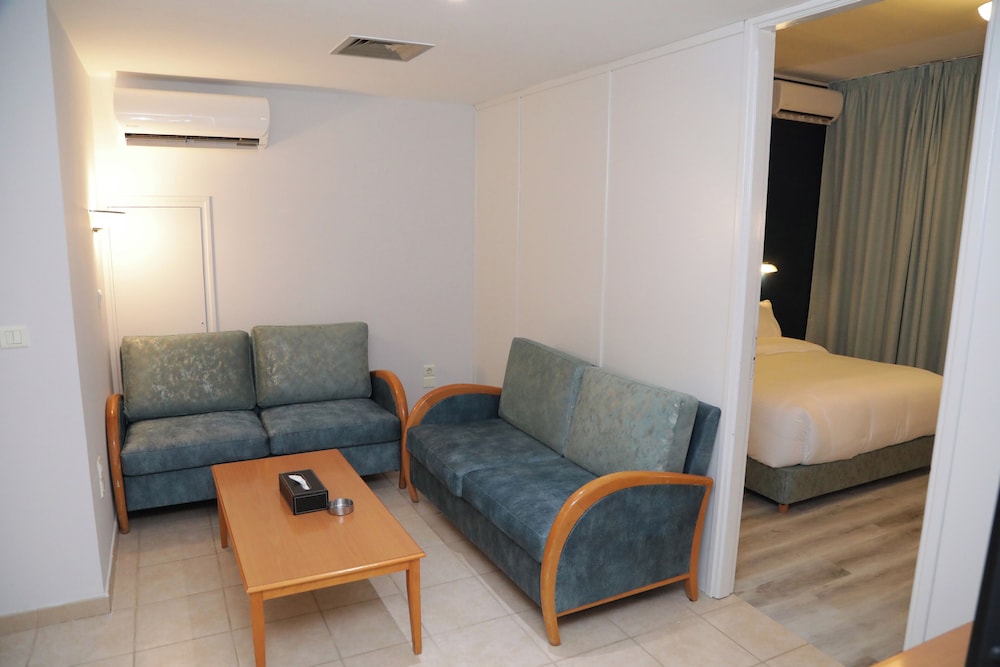 EL SHEIKH SUITES 35/60