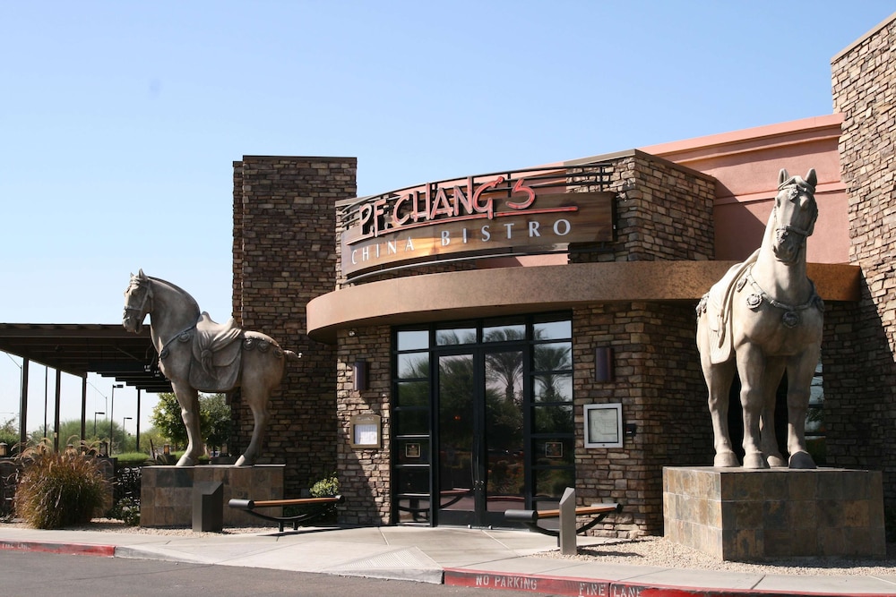 Hampton Inn Phoenix/Glendale/Peoria 3/50