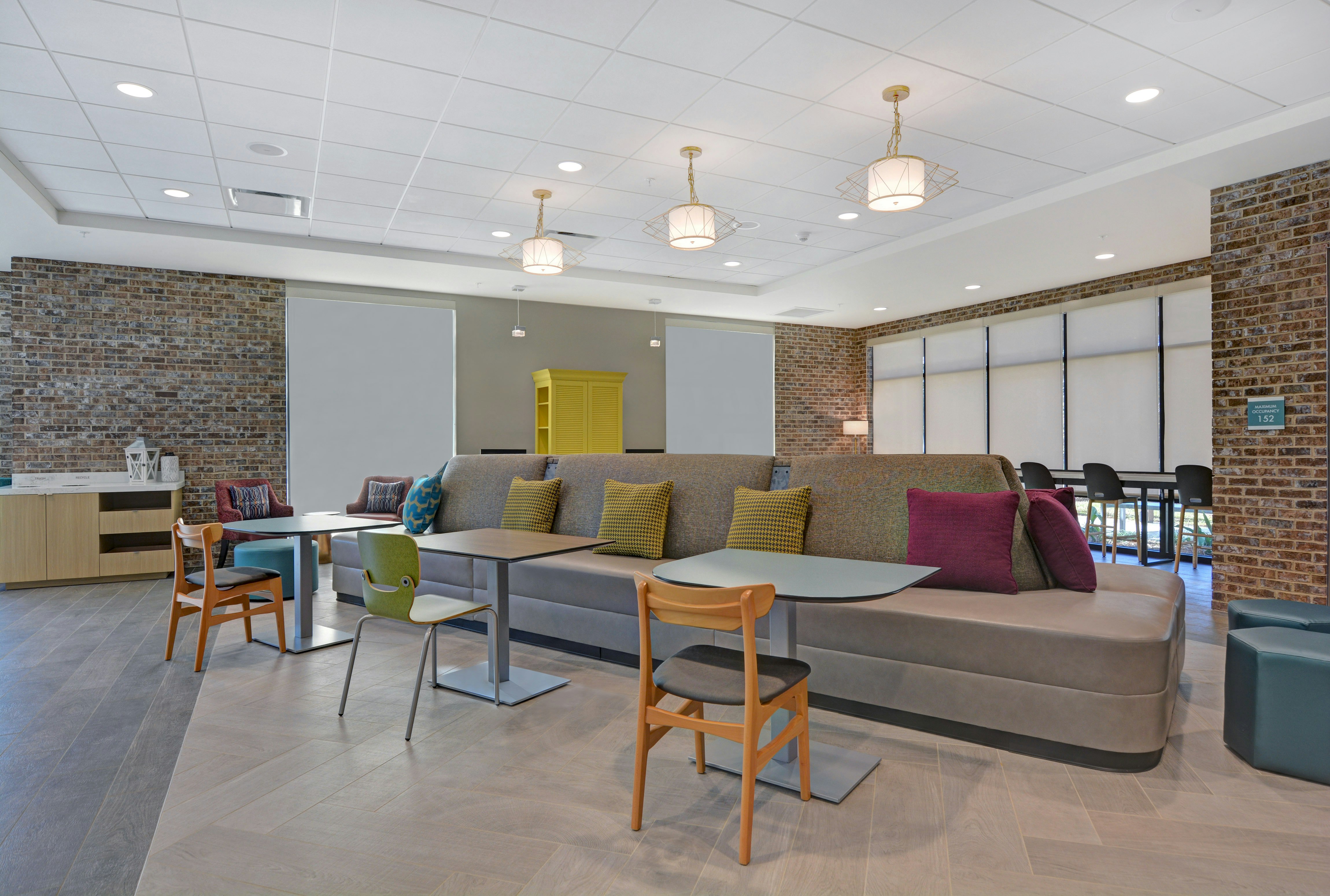 Home2 Suites By Hilton Charleston Daniel Island 38/55