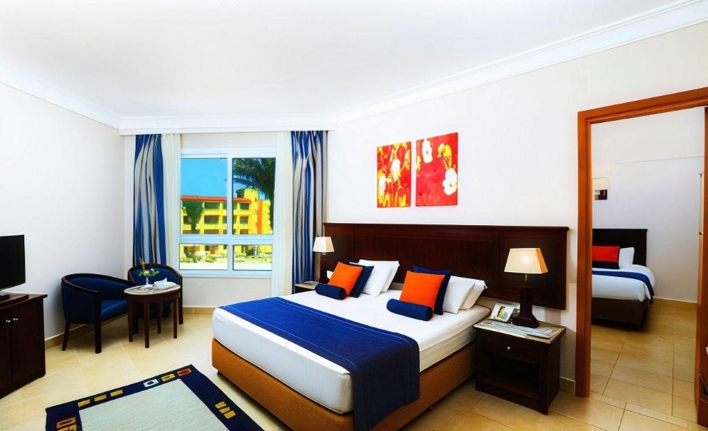 Amwaj Blue Beach Resort &amp; Spa 8/57