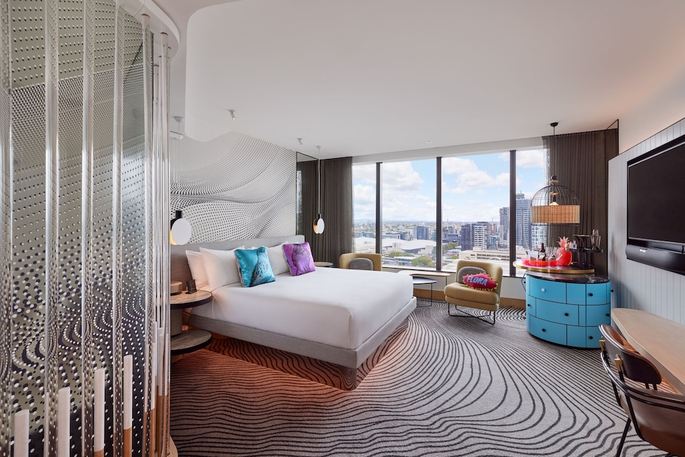 Spectacular, King Bed, River View