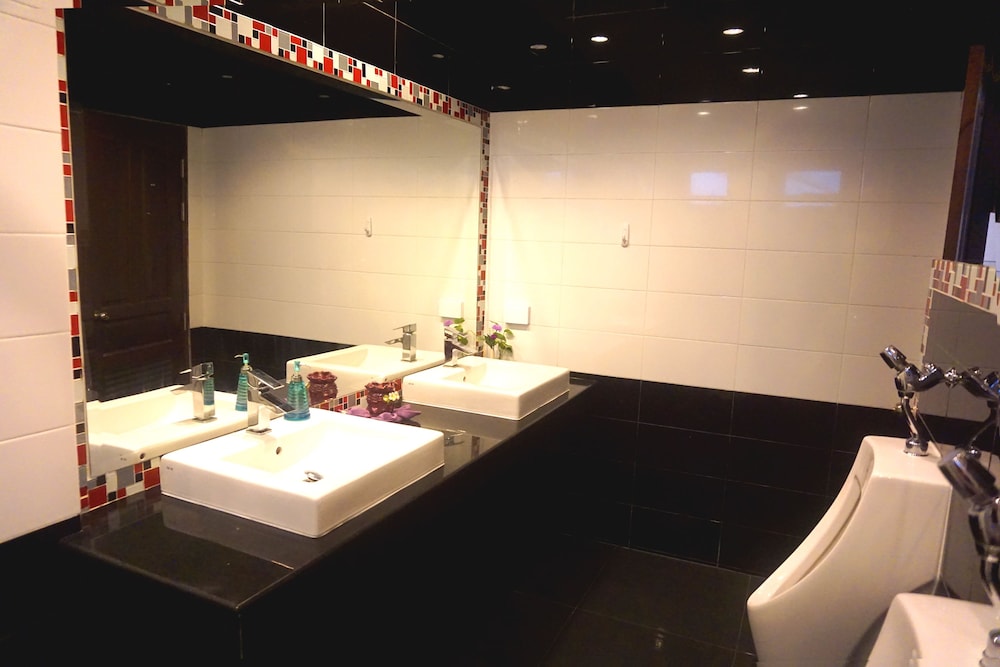 Aya Place 21/38