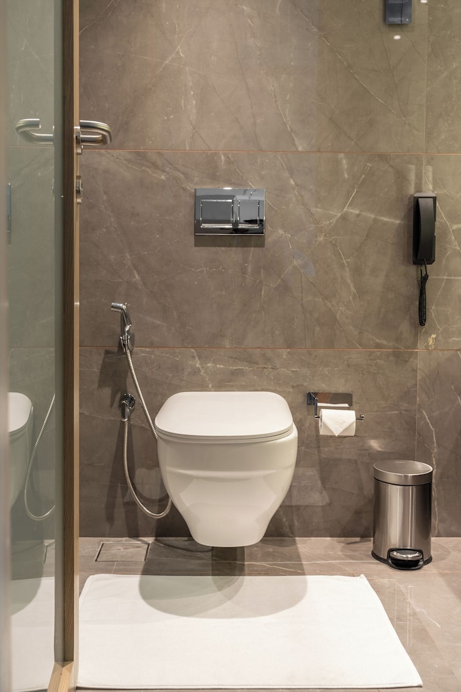 Fairfield by Marriott Vadodara 48/49