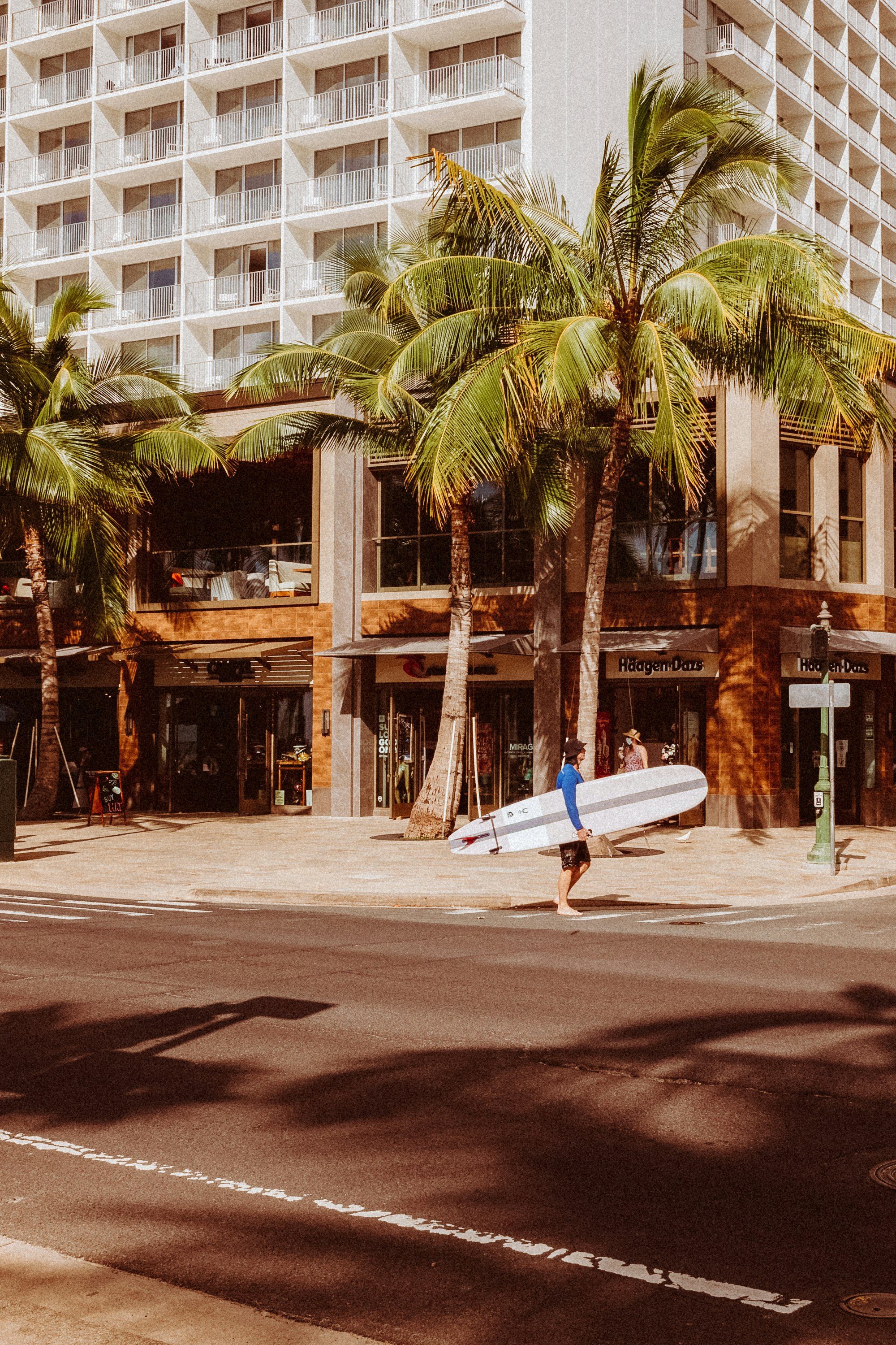 Royal Grove Waikiki 42/52