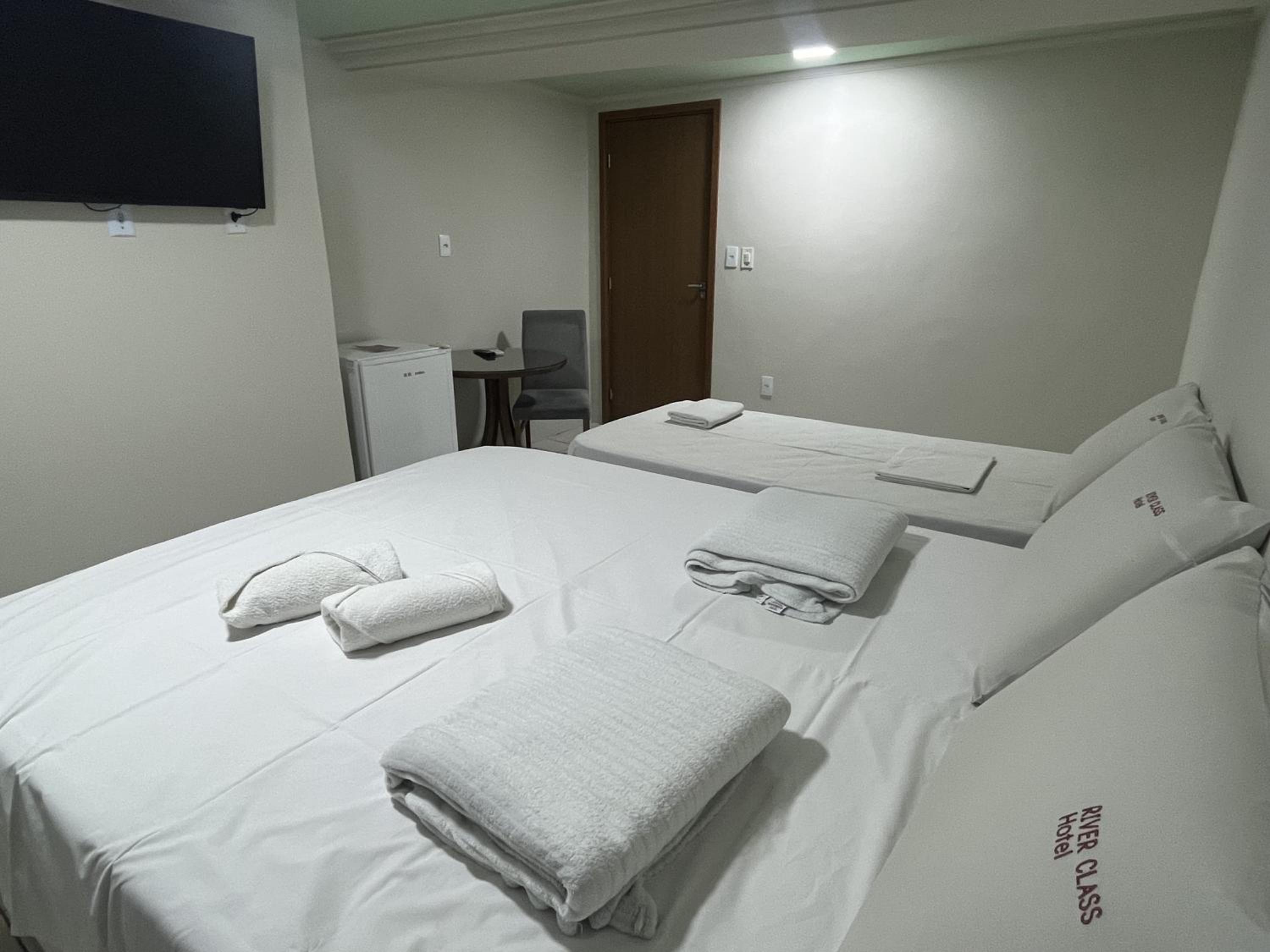River Class Hotel 13/50