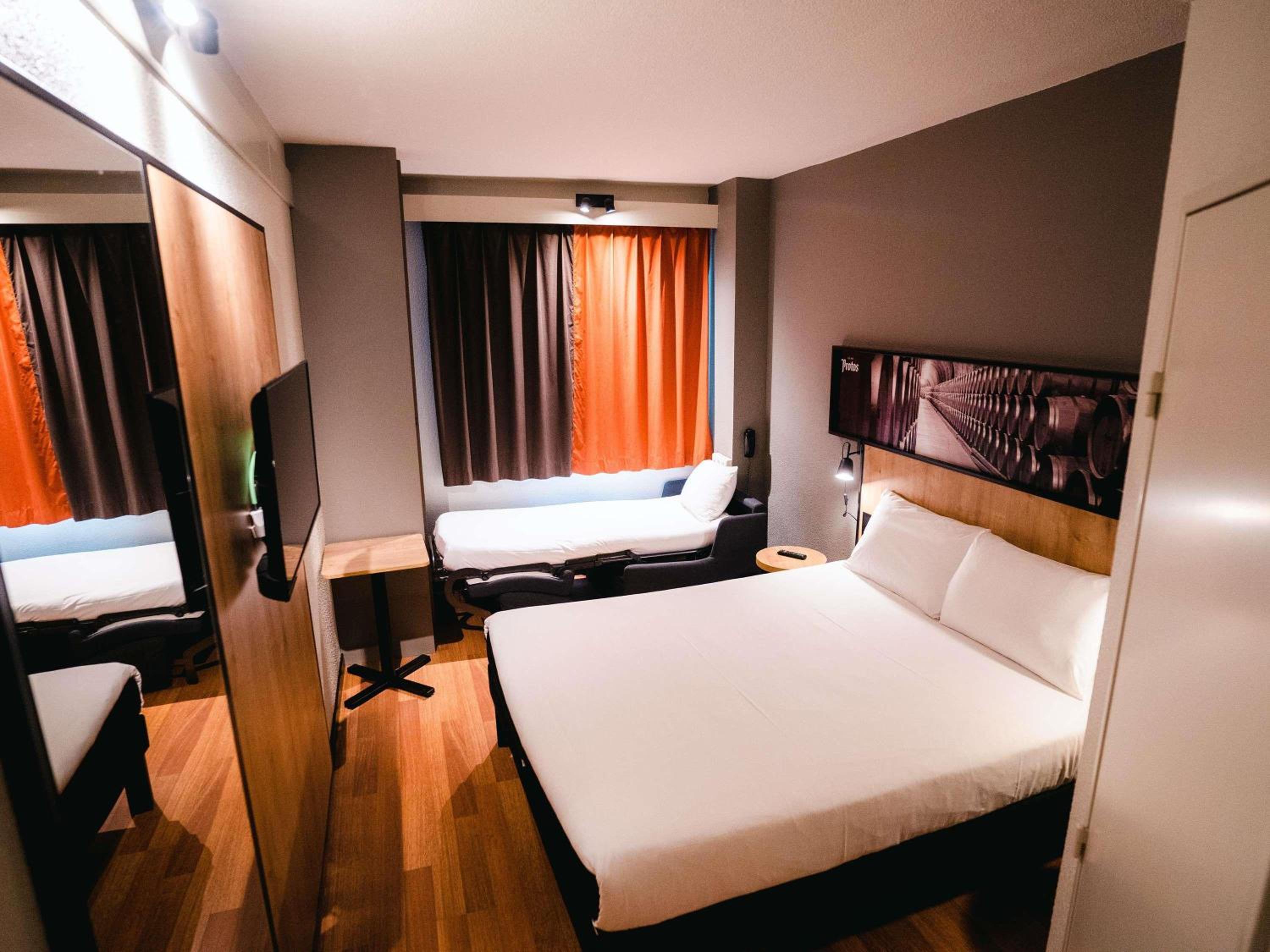 Room, Double Bed, with Child Extra Bed, Sofa