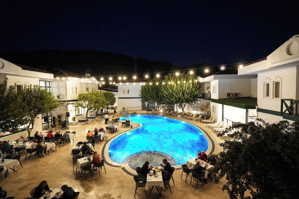 Herakles Thermal Hotel 41/57