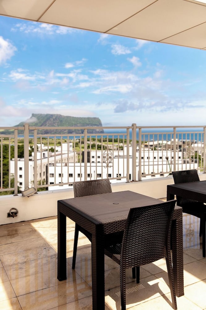 The Best Jeju Seongsan Hotel 56/68