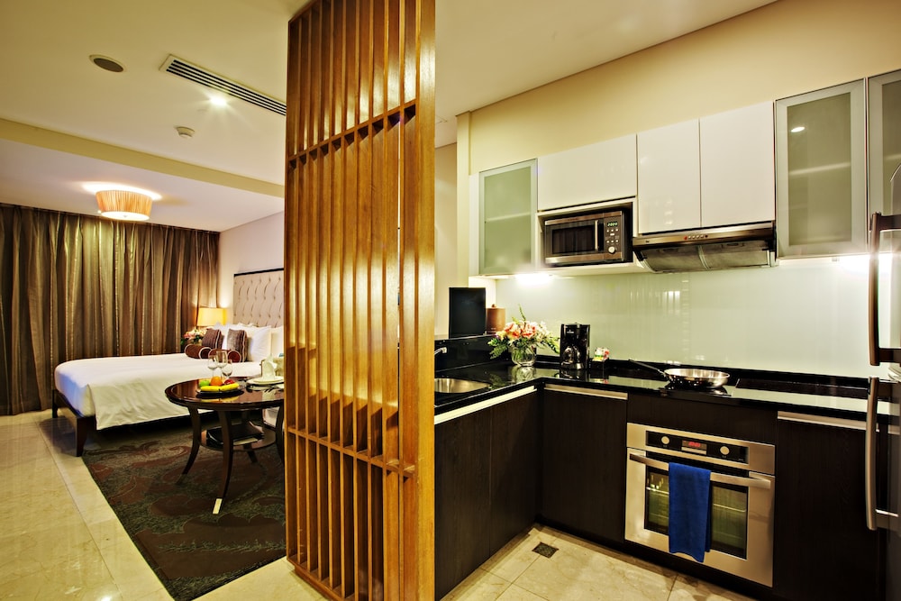 Joy Nostalg Hotel and Suites Manila 49/50