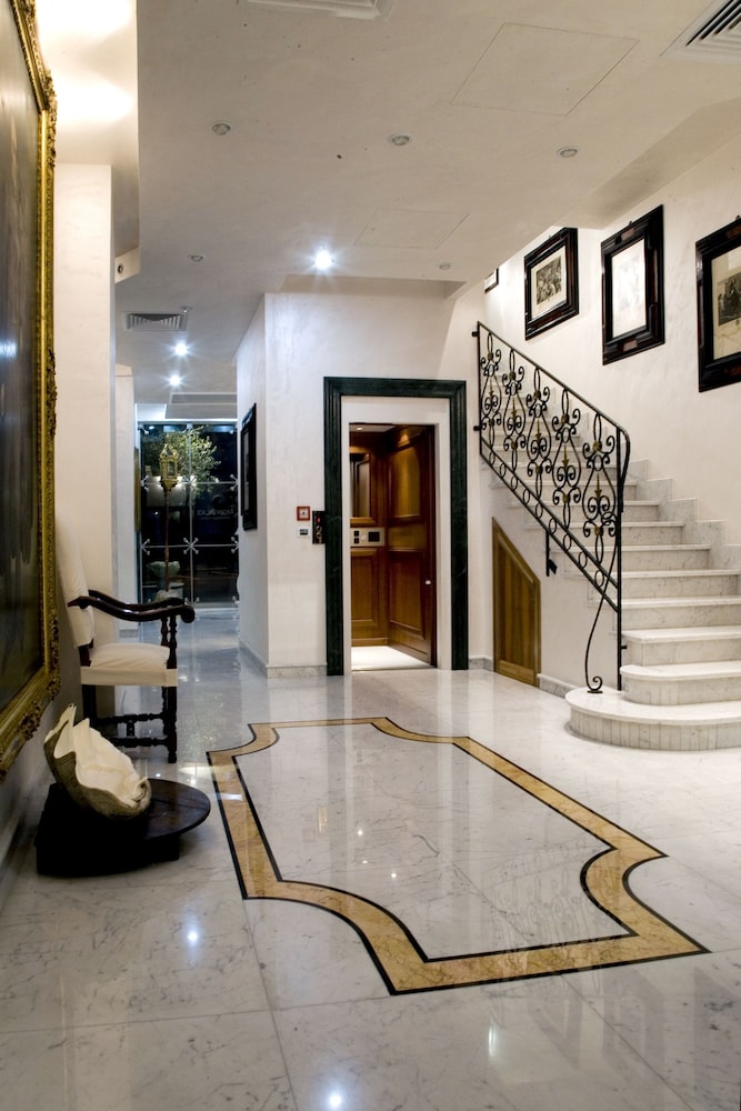 Arcom Palace 4/49