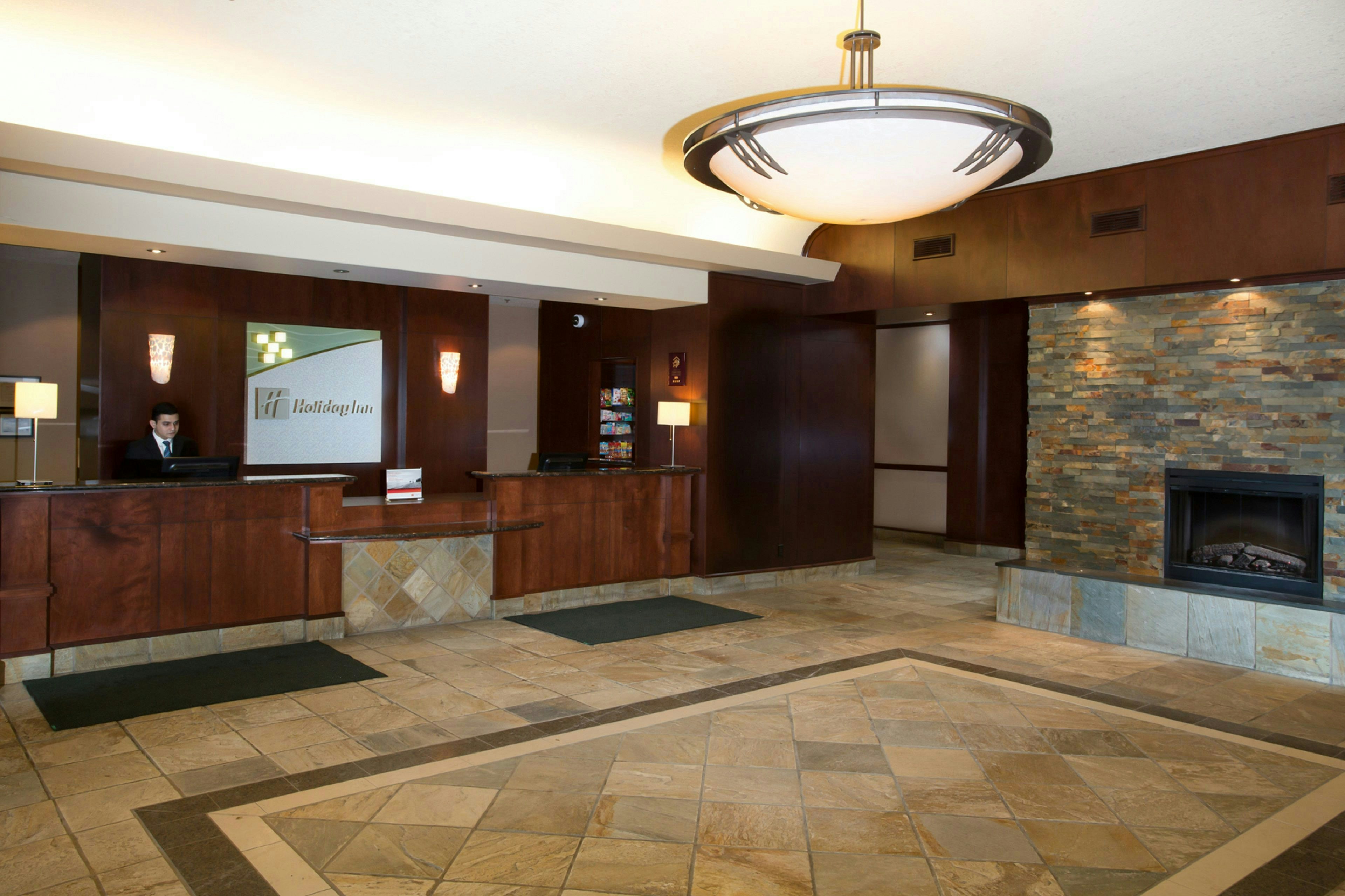 Holiday Inn Hotel & Suites West Edmonton 12/62