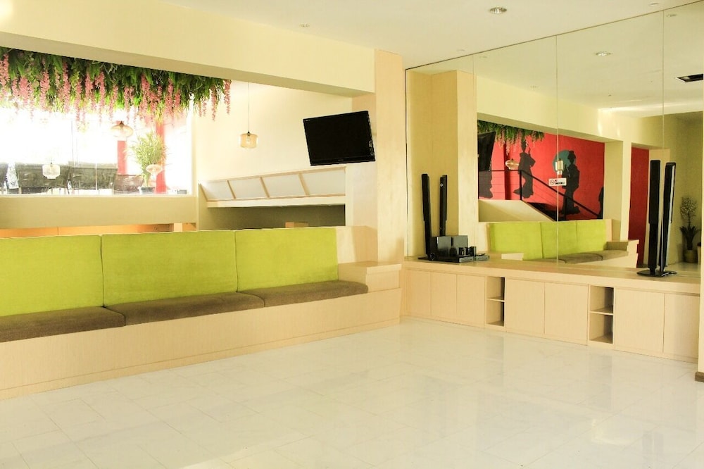 Kimono Hotel 14/21
