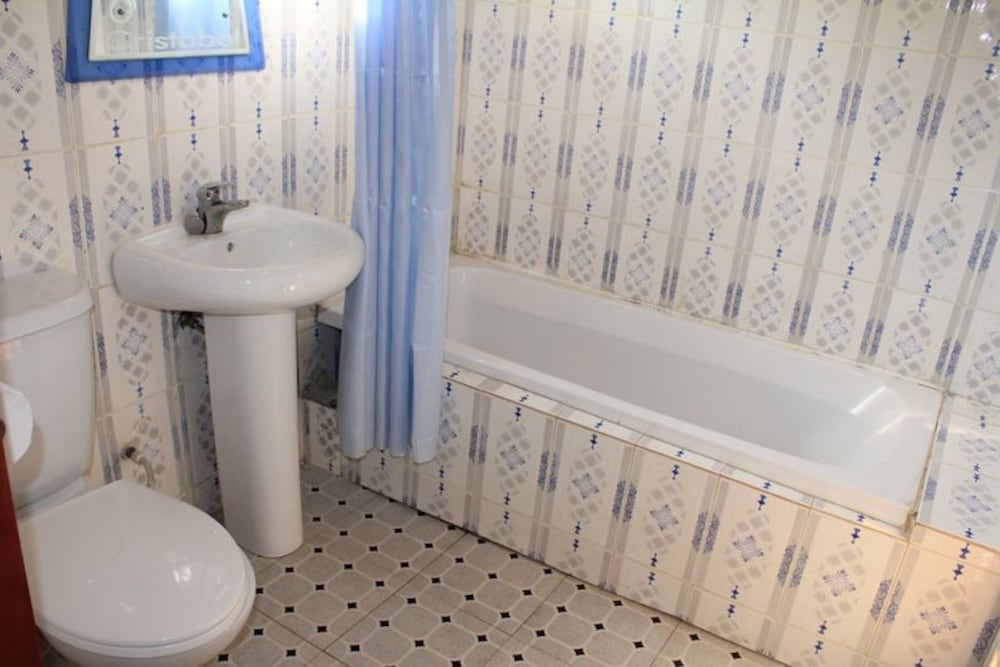 2 BEDROOMS, APARTMENT