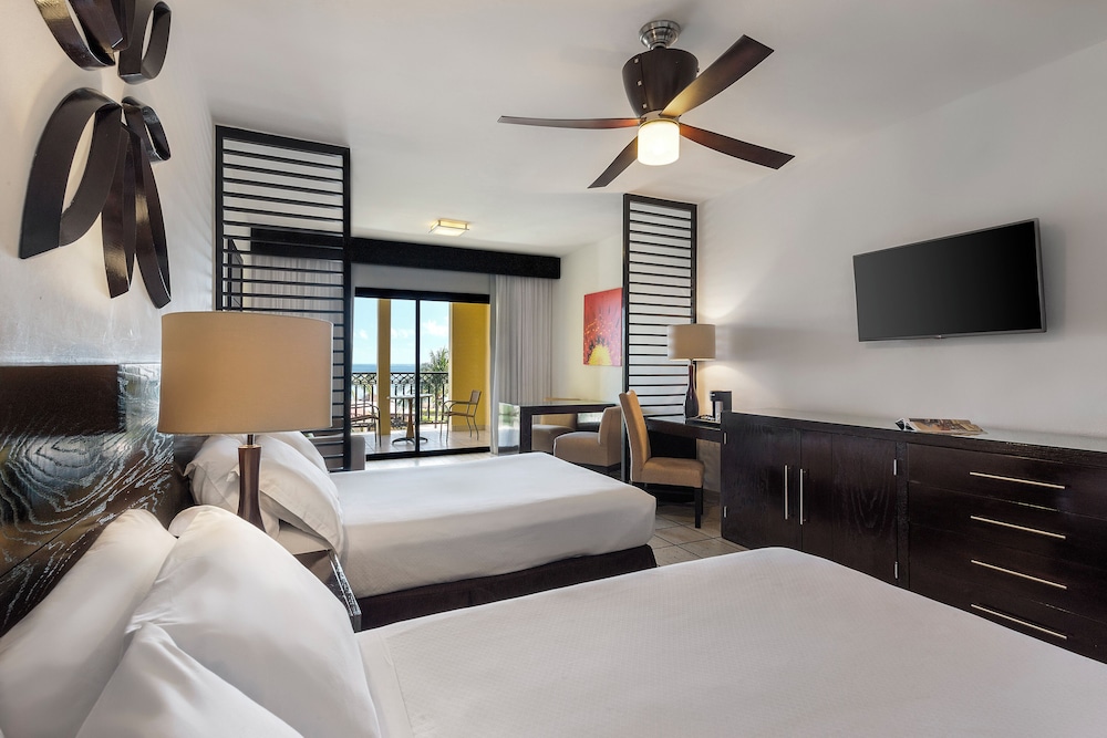 Daisy, Junior Suite, Family, King Bed, Sea View