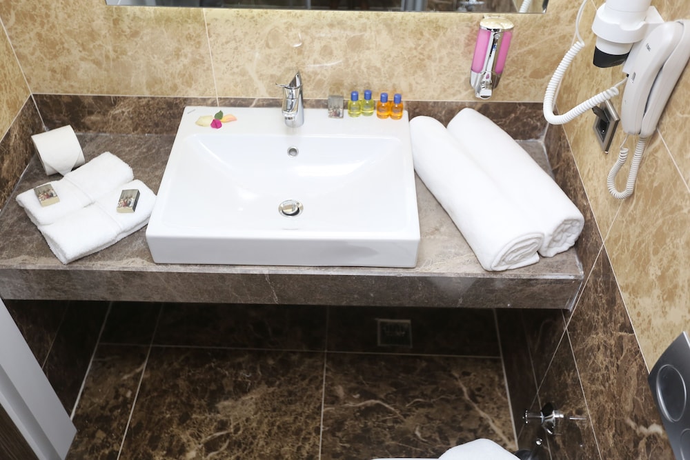 Elips Royal Hotel Spa 59/62