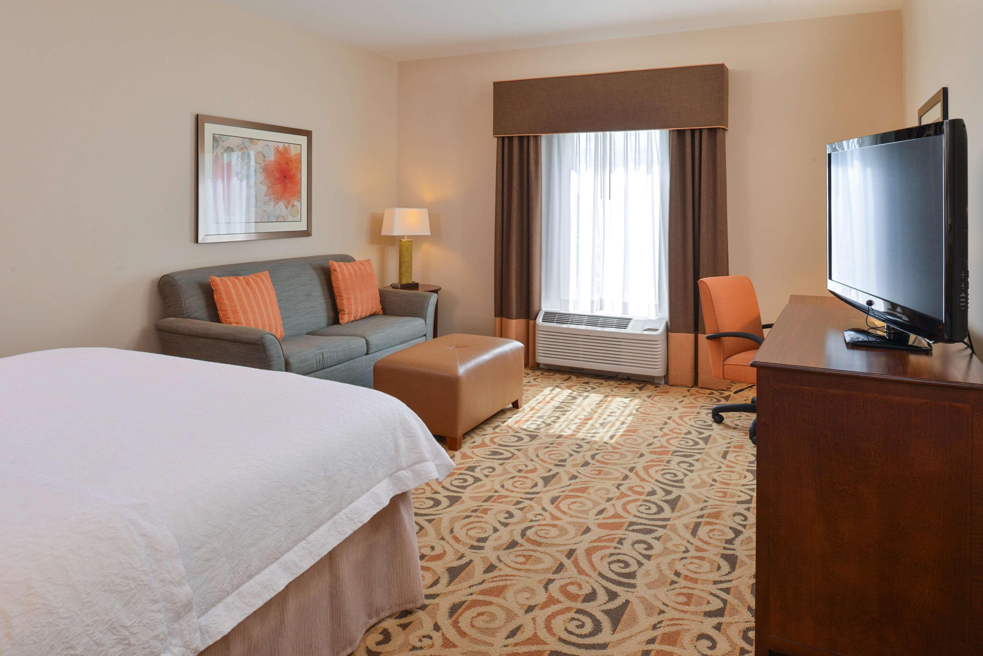 ROOM, KING BED, SOFA, ACCESSIBLE