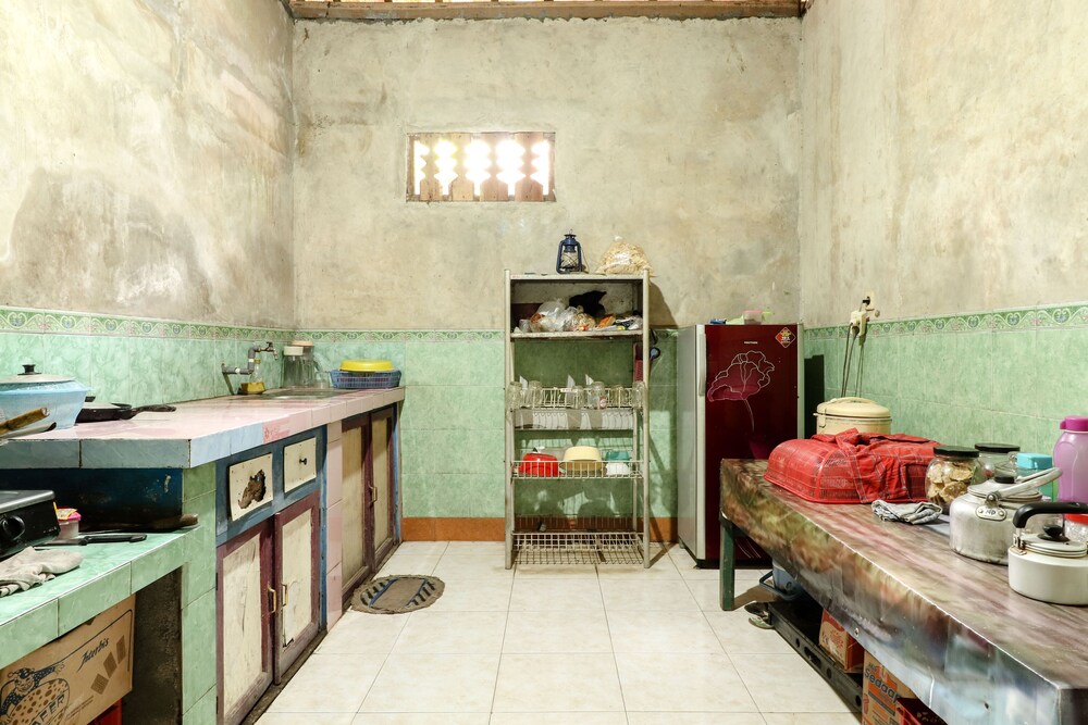 Kasmiyem Homestay by ZUZU 8/31