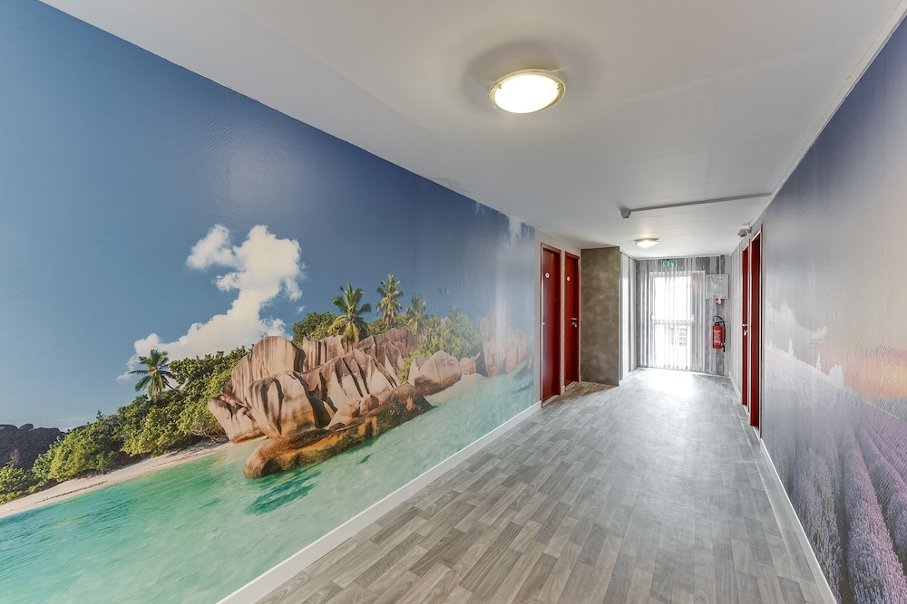 Brit Hotel Confort Thouars 29/48