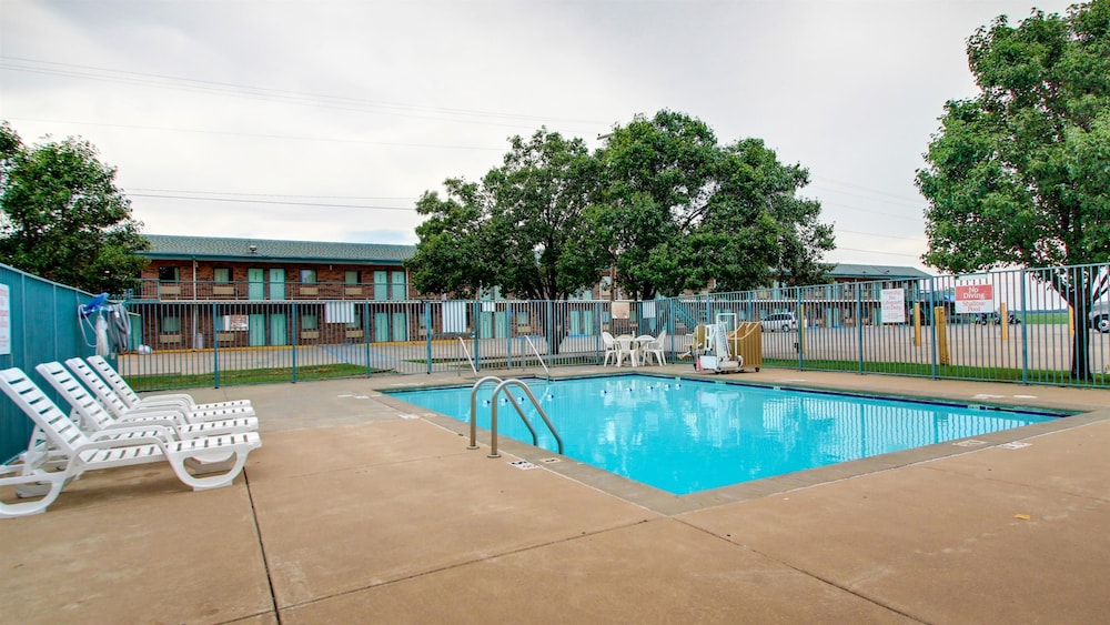 Motel6 Salina, KS 1/60