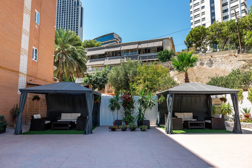 Sonrisa Apartments 40/50