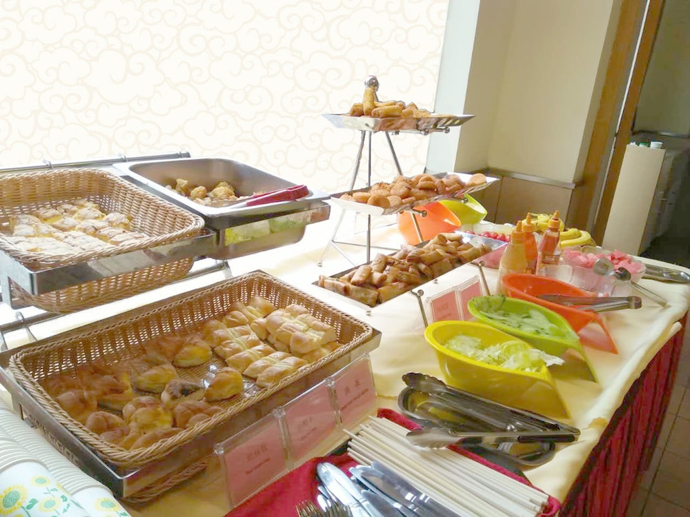 Baiyun City Hotel photo2