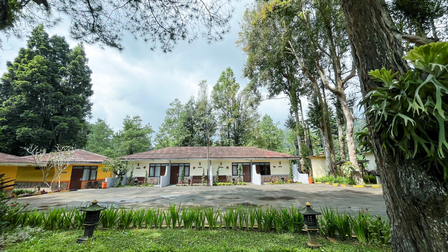 Alamsagita Puncak Hotel & Resort 1/11