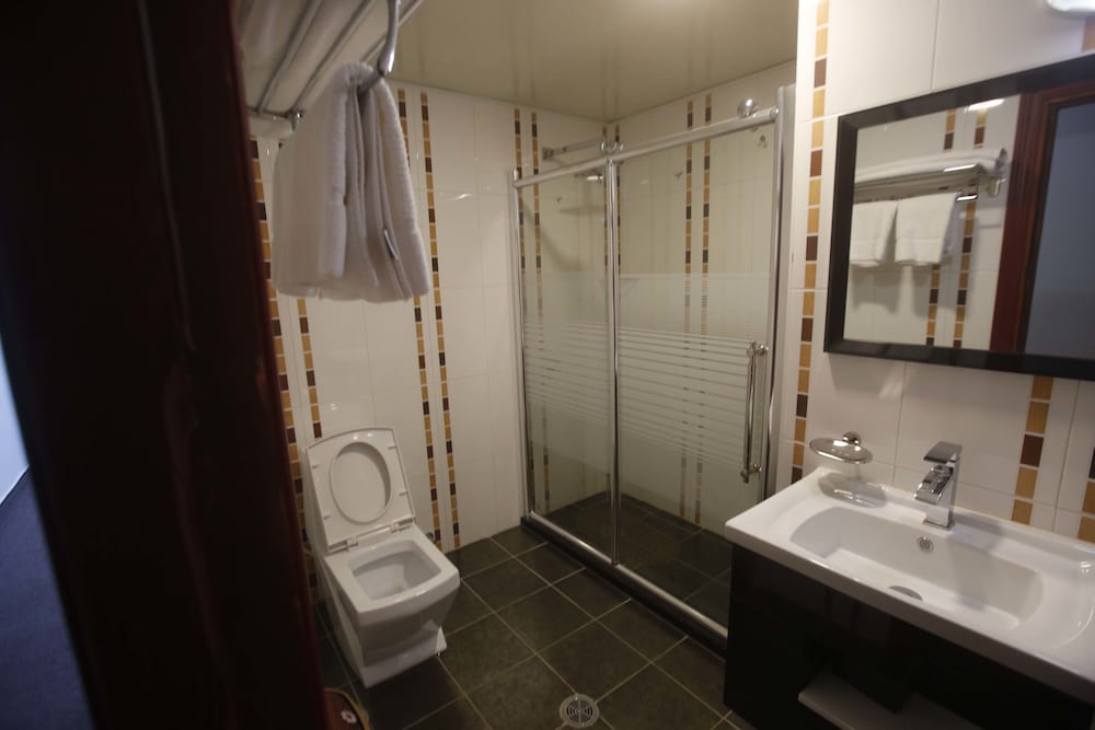Abu Mazen Hotel 32/37