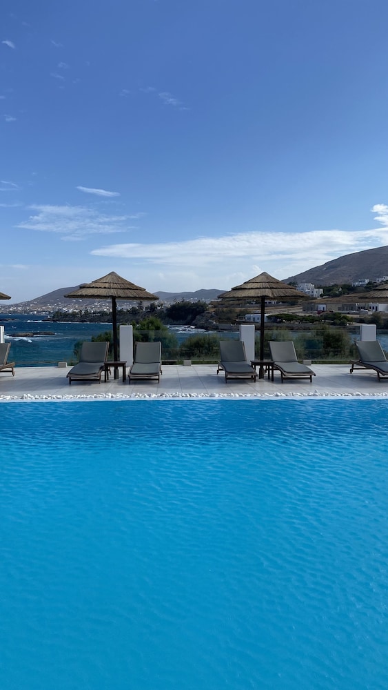 PAROS BAY photo4