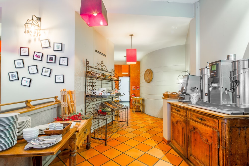 Hotel Claret Bercy 35/48