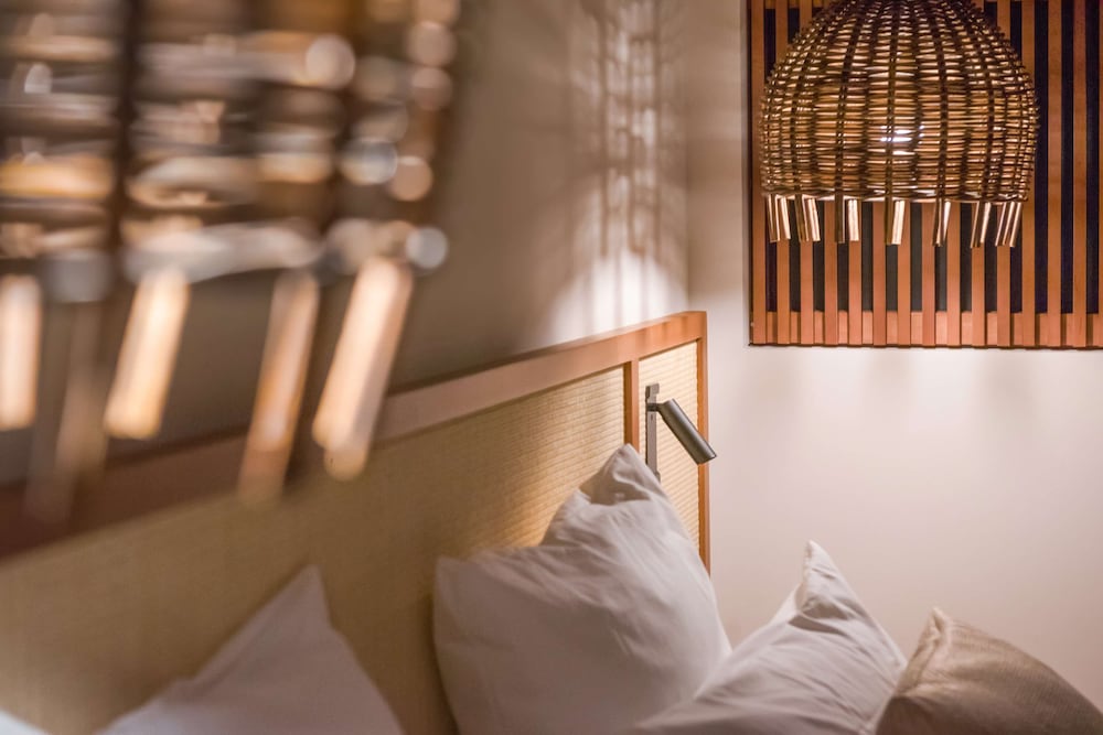 Golden Tulip Porto Vecchio 47/81