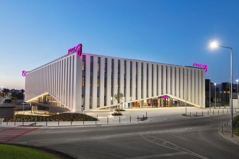Moxy Alfragide Lisboa 56/58