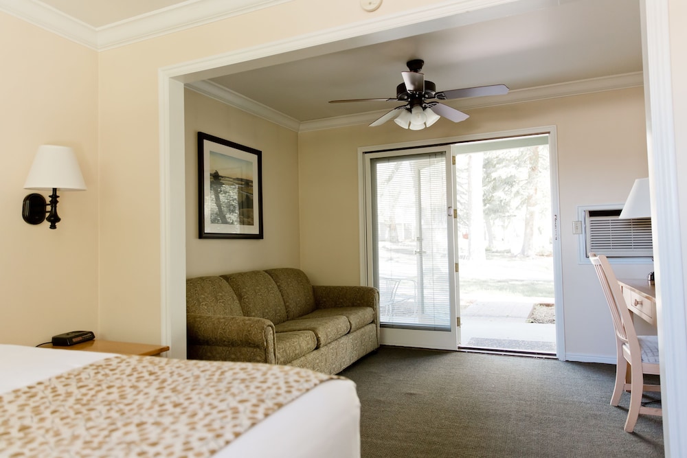 Homestead Resort 56/76