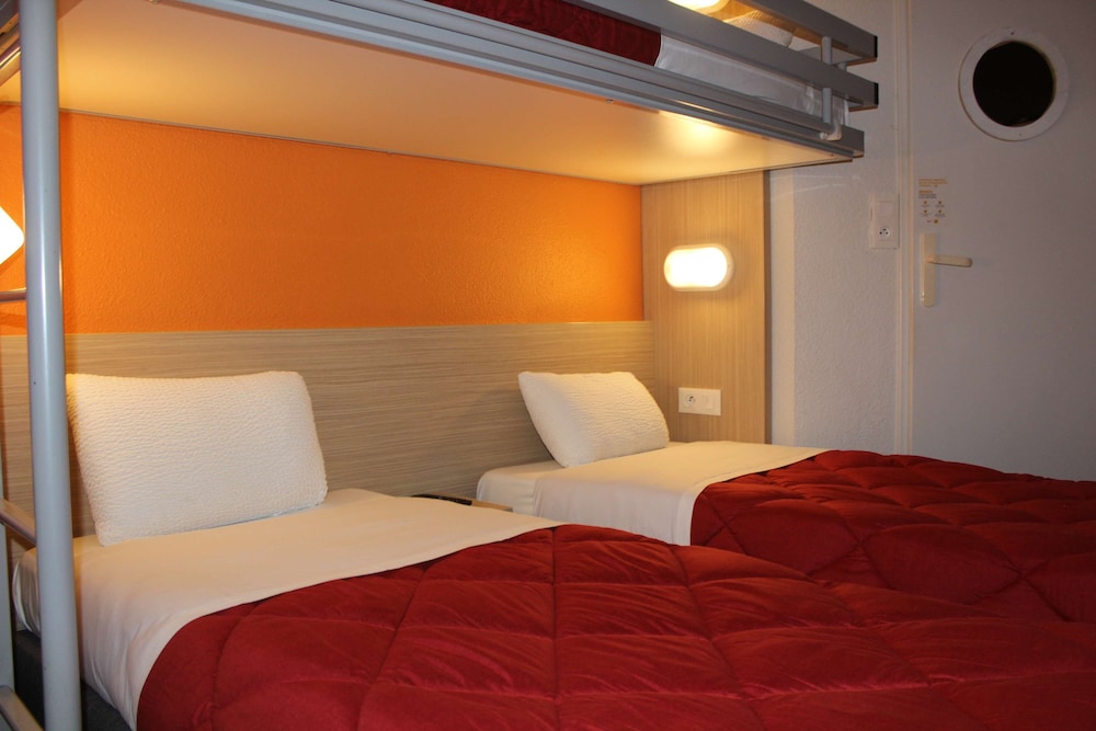 Premiere Classe Saint Quentin En Yvelines Elancour 14/41