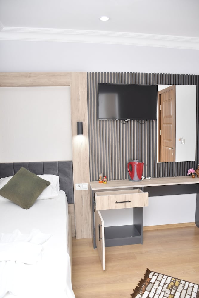 Hotel Arinna 19/25