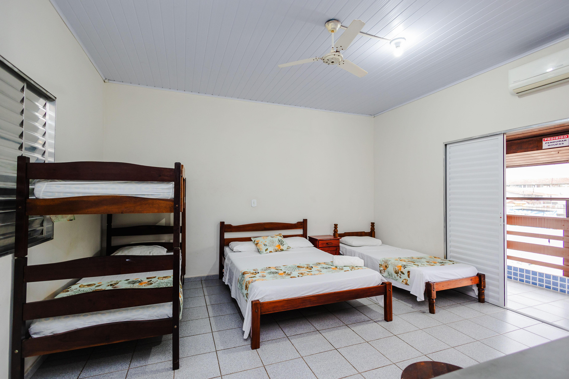 Family Suite, Superior, Side View