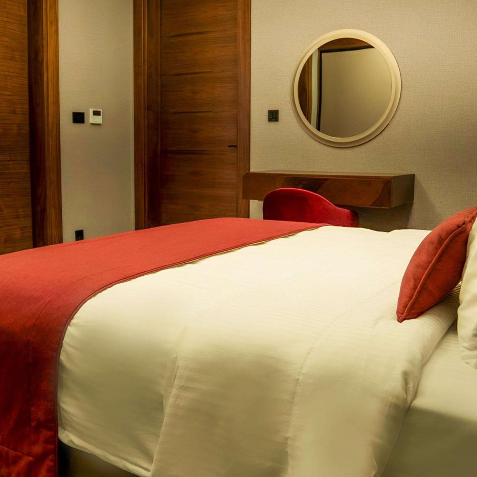 Ramada Hotel & Suites by Wyndham Erbil 32 Park 27/65