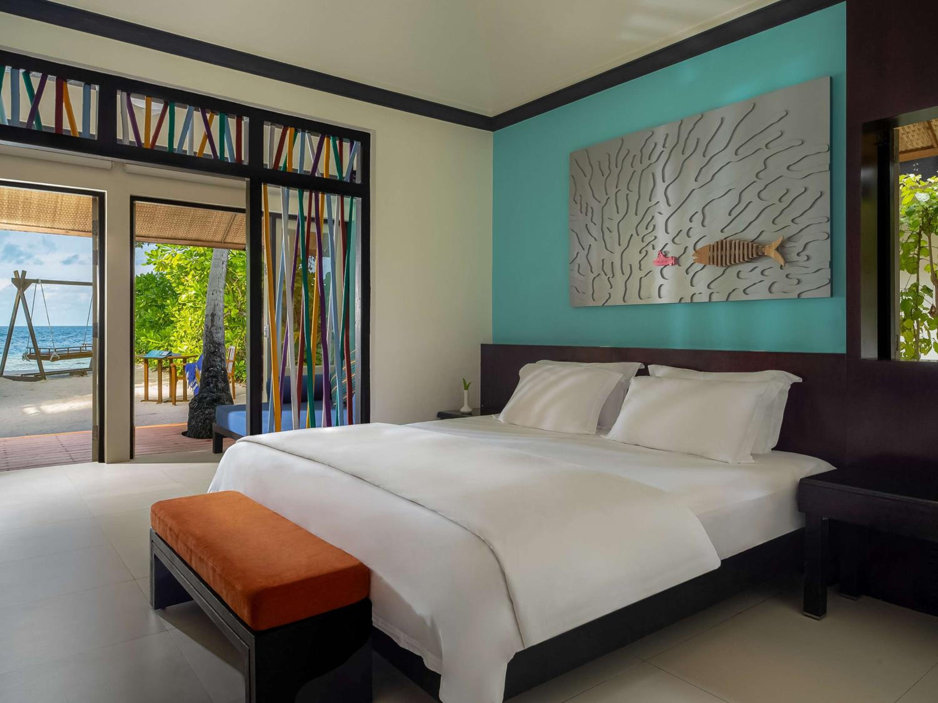 Beachfront Jet Pool Villa