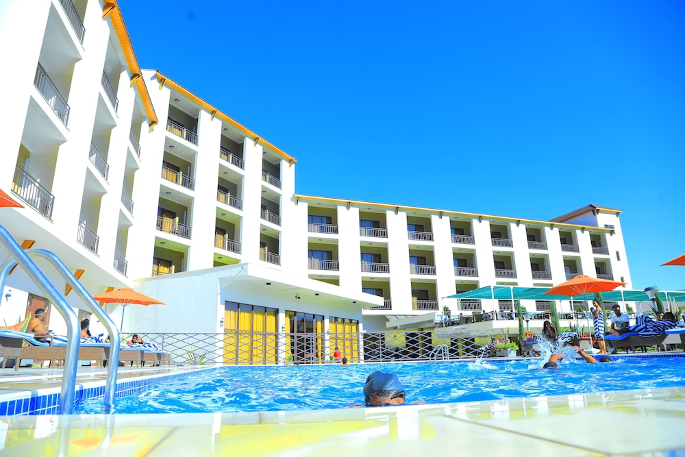 Haile Resort Adama 43/51
