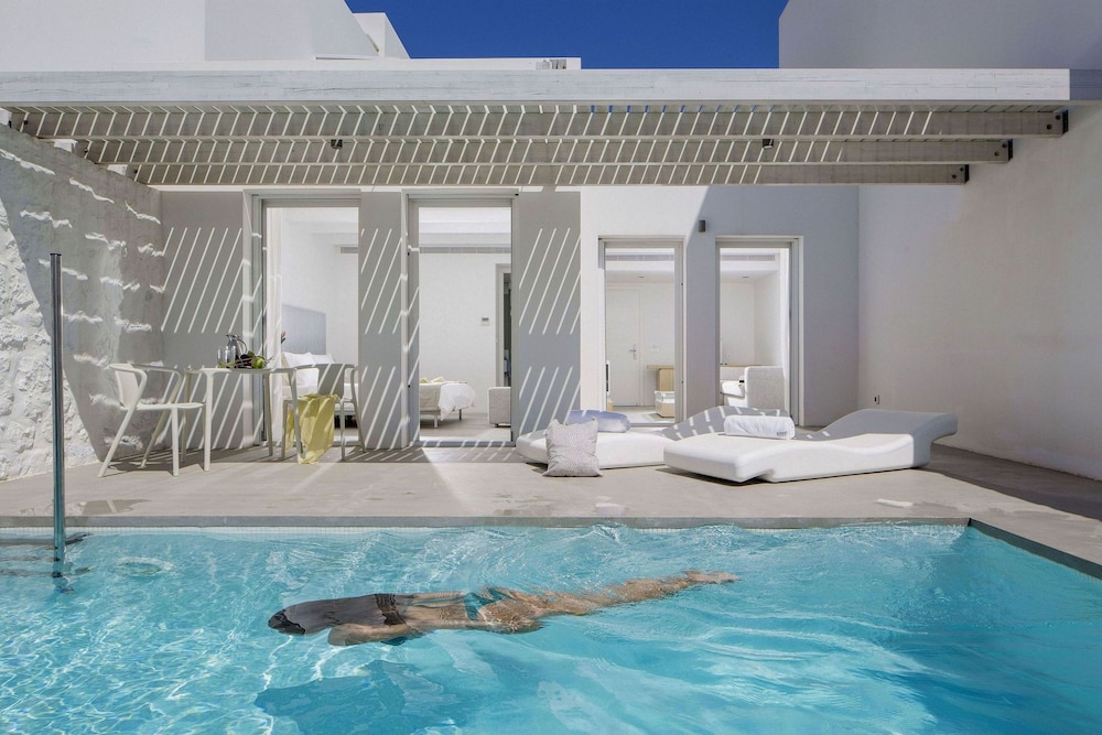 Patmos Aktis Suites And Spa 47/86