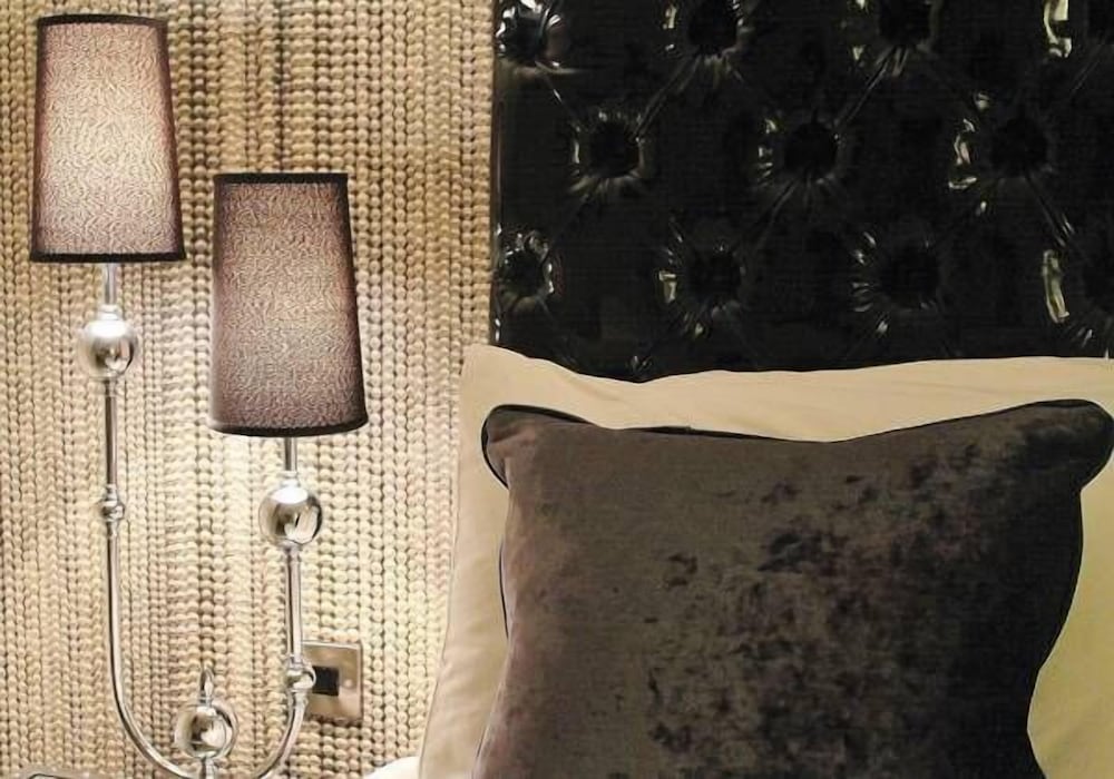 Boutique By Browns 21/36