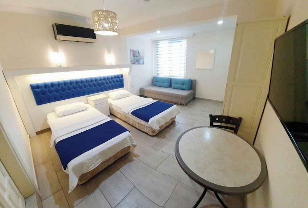 Kumsal Apart Otel Turgutreis 12/28